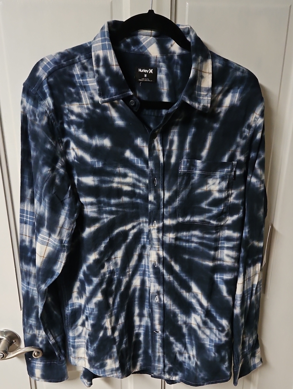 Hurley Men’s Navy and White Tie-Dye Button-Down Shirt